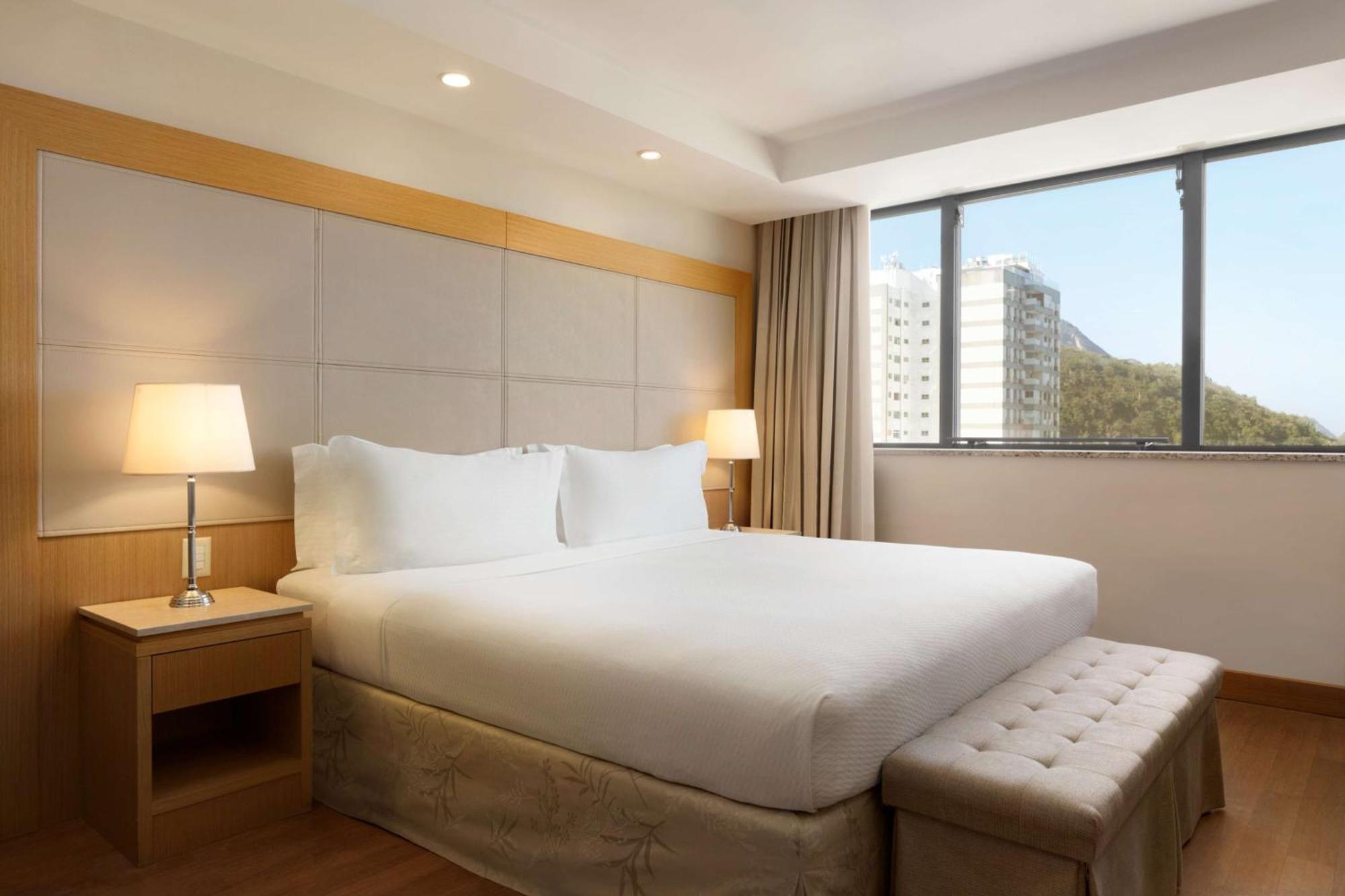 Executive Kamer met Kingsize Bed en Uitzicht op de Oceaan