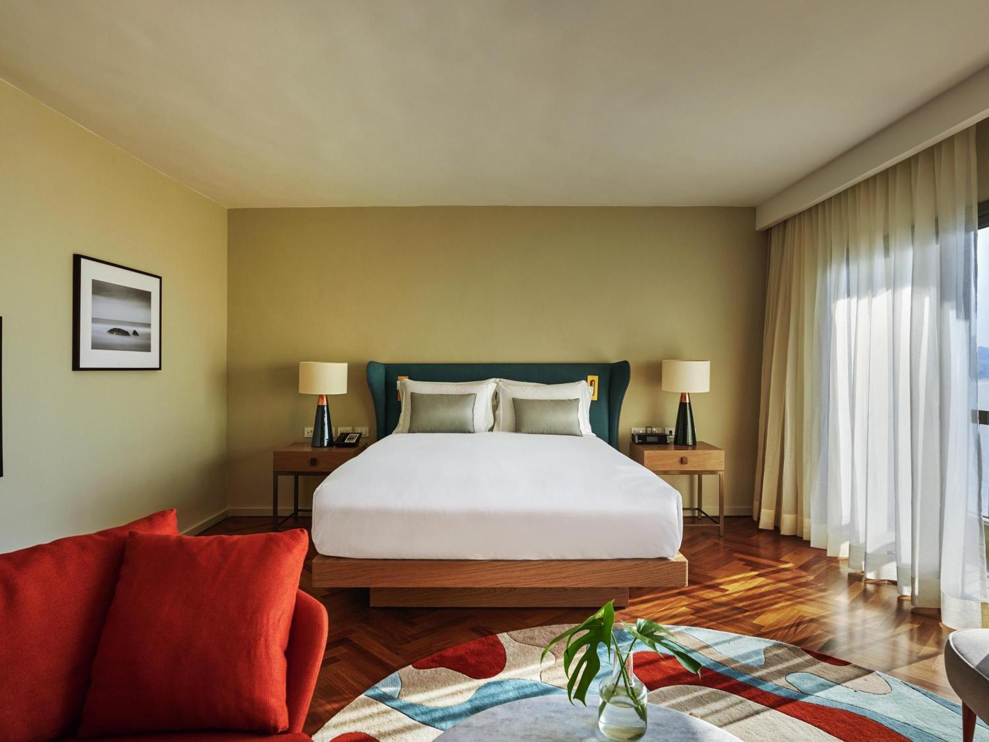 Suíte Júnior com Cama King-size e Vista do Mar
