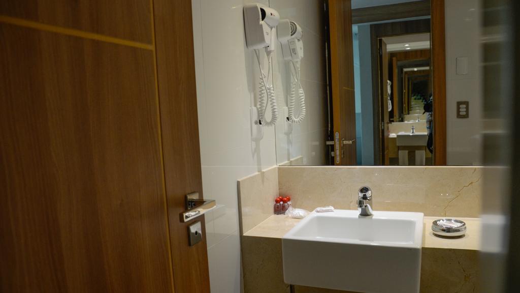 Quarto Deluxe com 2 Camas de Solteiro