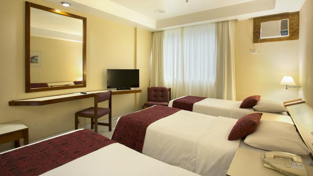 Quarto Triplo Luxo